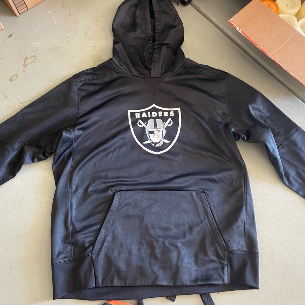 Men’s Raiders Sweatshirt